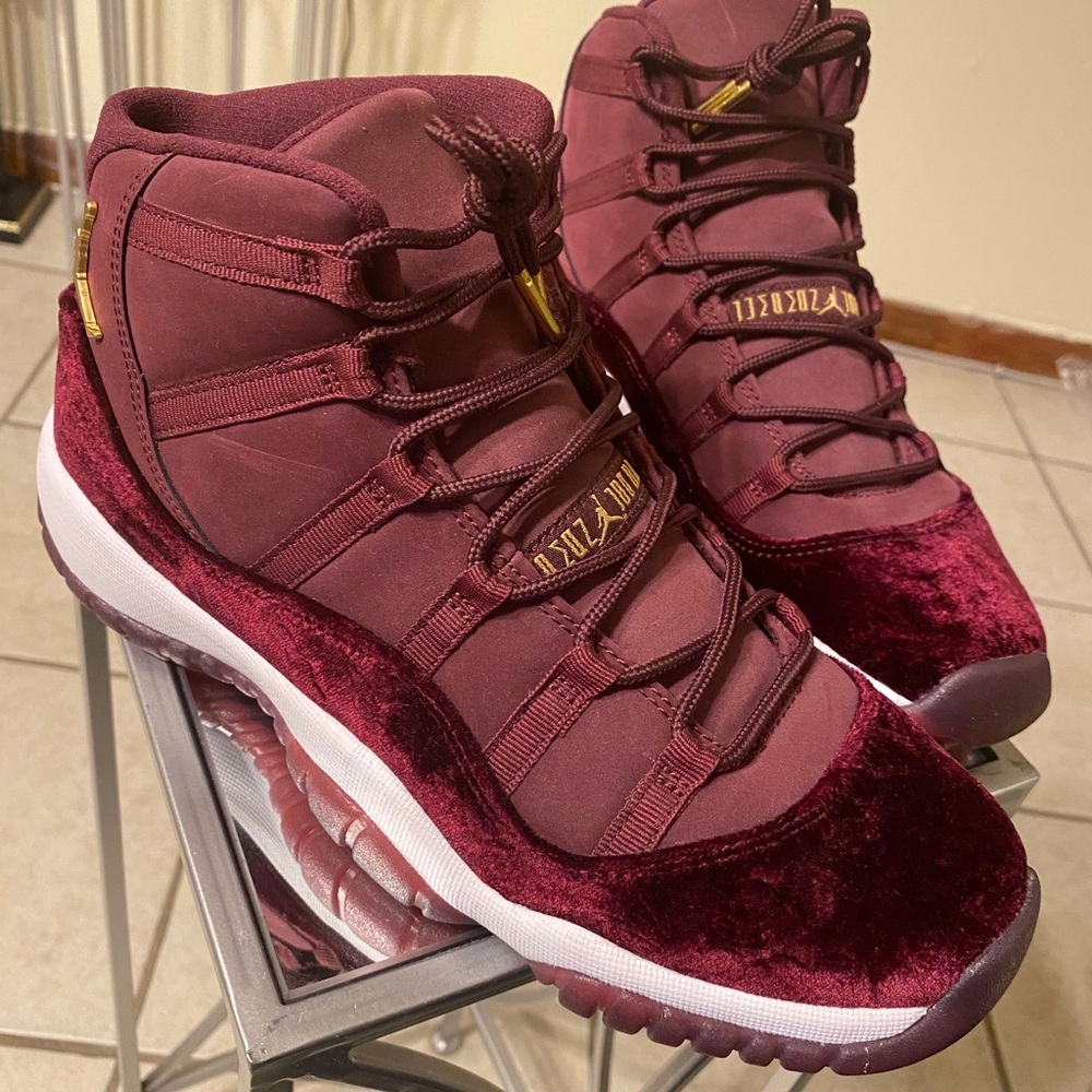 Air Jordan 11 Retro GG Heiress Velvet NWOT